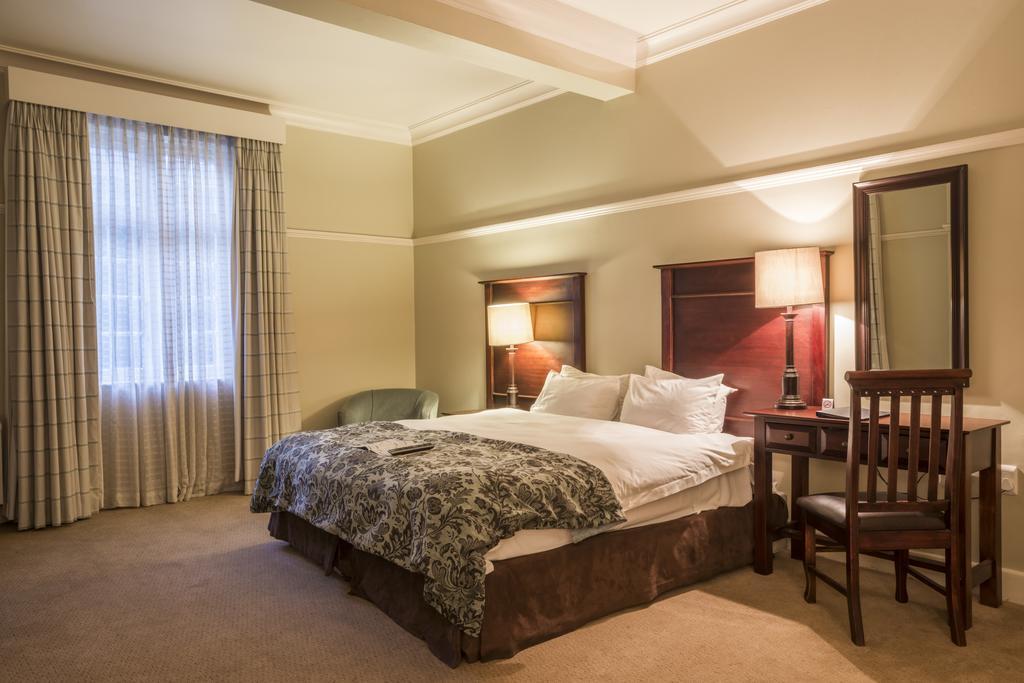 פיטרמריצברג Imperial Hotel By Misty Blue Hotels מראה חיצוני תמונה