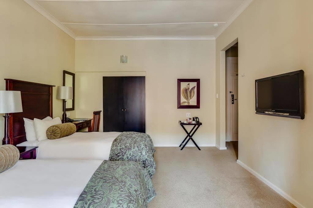 פיטרמריצברג Imperial Hotel By Misty Blue Hotels מראה חיצוני תמונה